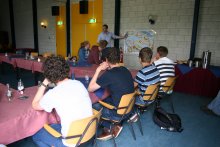 Studenten krijgen uitleg over de Klimaatbuffer Oesterdam